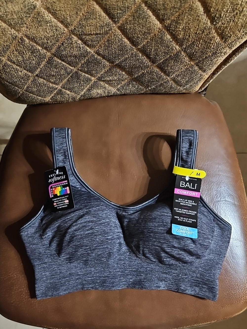 Bali Comfort Revolution ComfortFlex Fit Shaping Wireless Bra Seamless Gray NWT